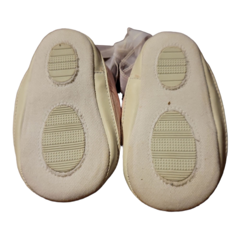 Vtg Infant Baby Pink Booties Shoe's Beads Shear Ribbon Ties - Picture 2 of 4